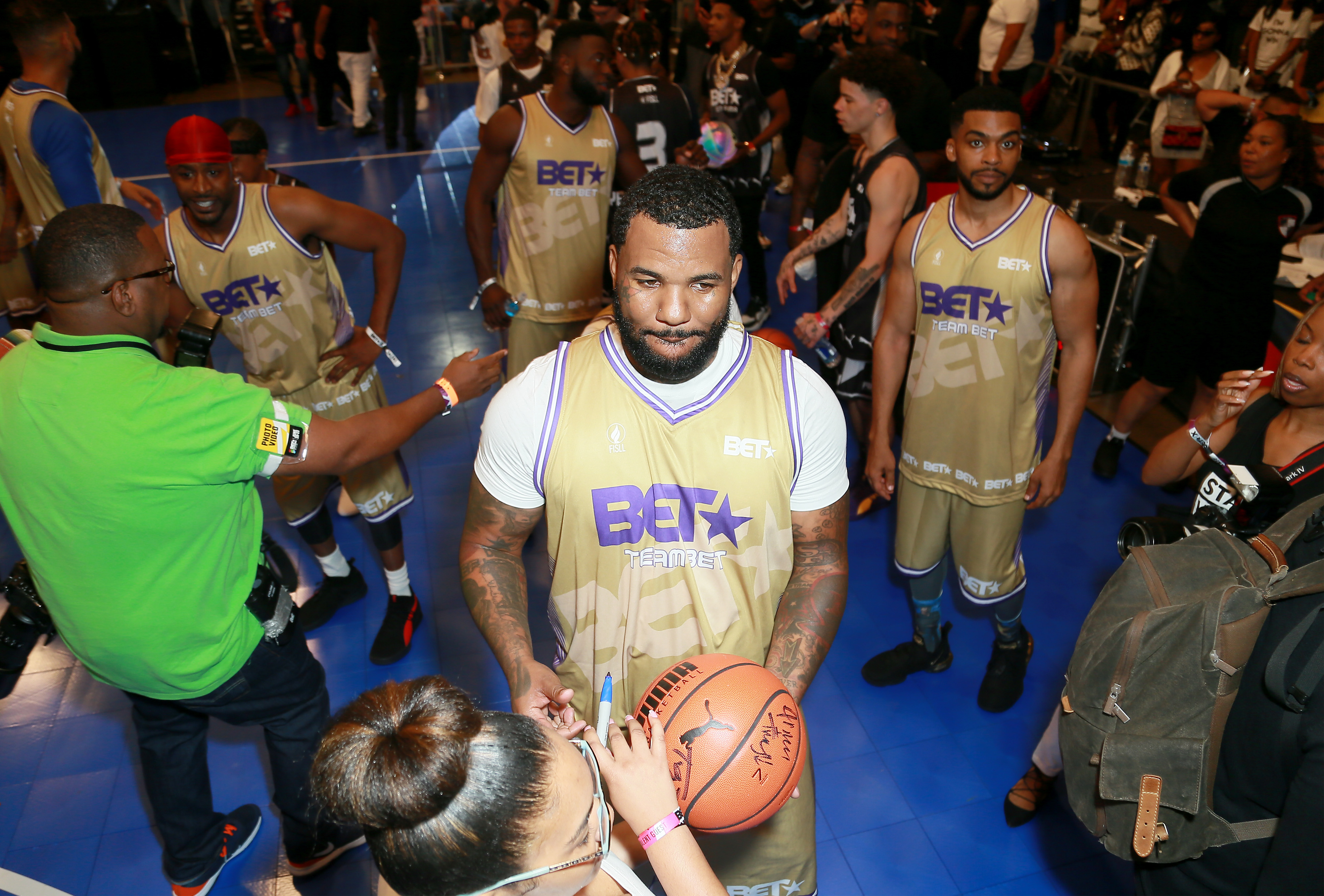 2 Chainz participates in the BETX Celebrity Basketball Game