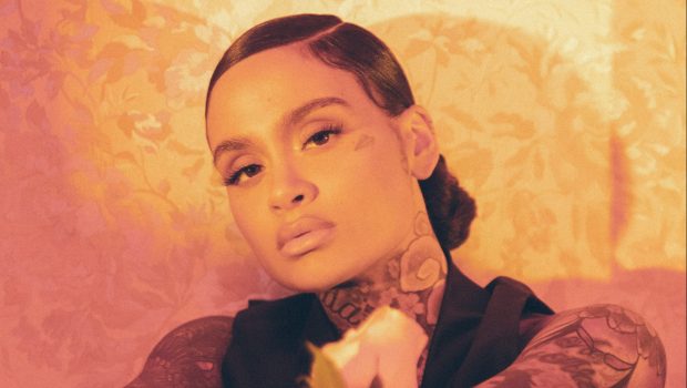 Kehlani Adds New Tattoo On Her Throat | Boombuzz