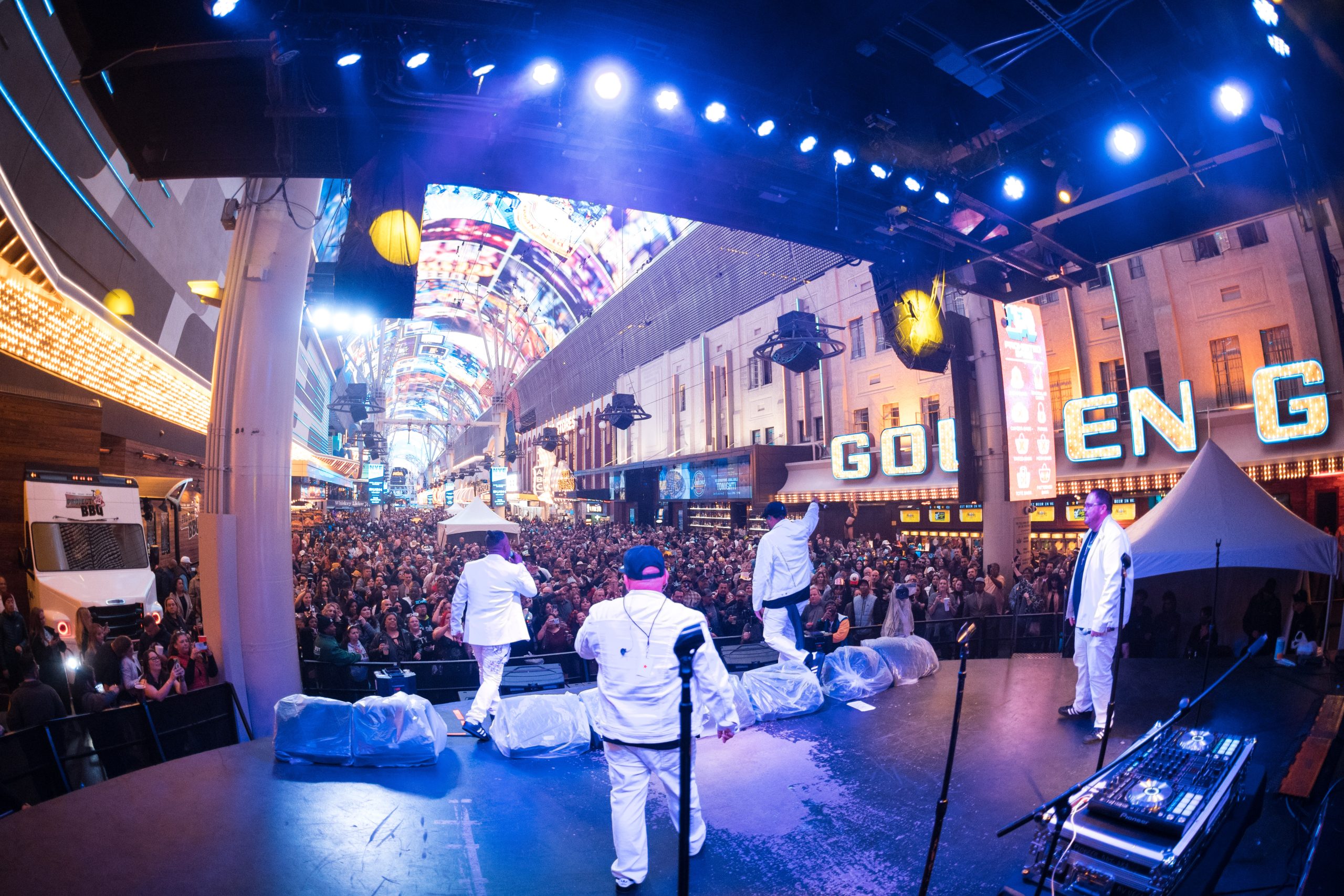 Recap: Fremont Street Experience NYE Time of Your Life Festival